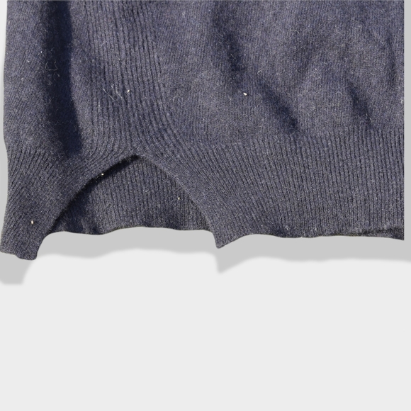 Navy Blue Pullover - Picture 4 of 5